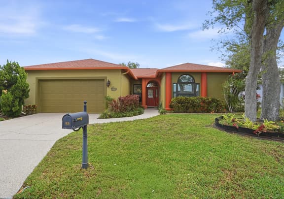 Bayou Vista Retreat - Image 1